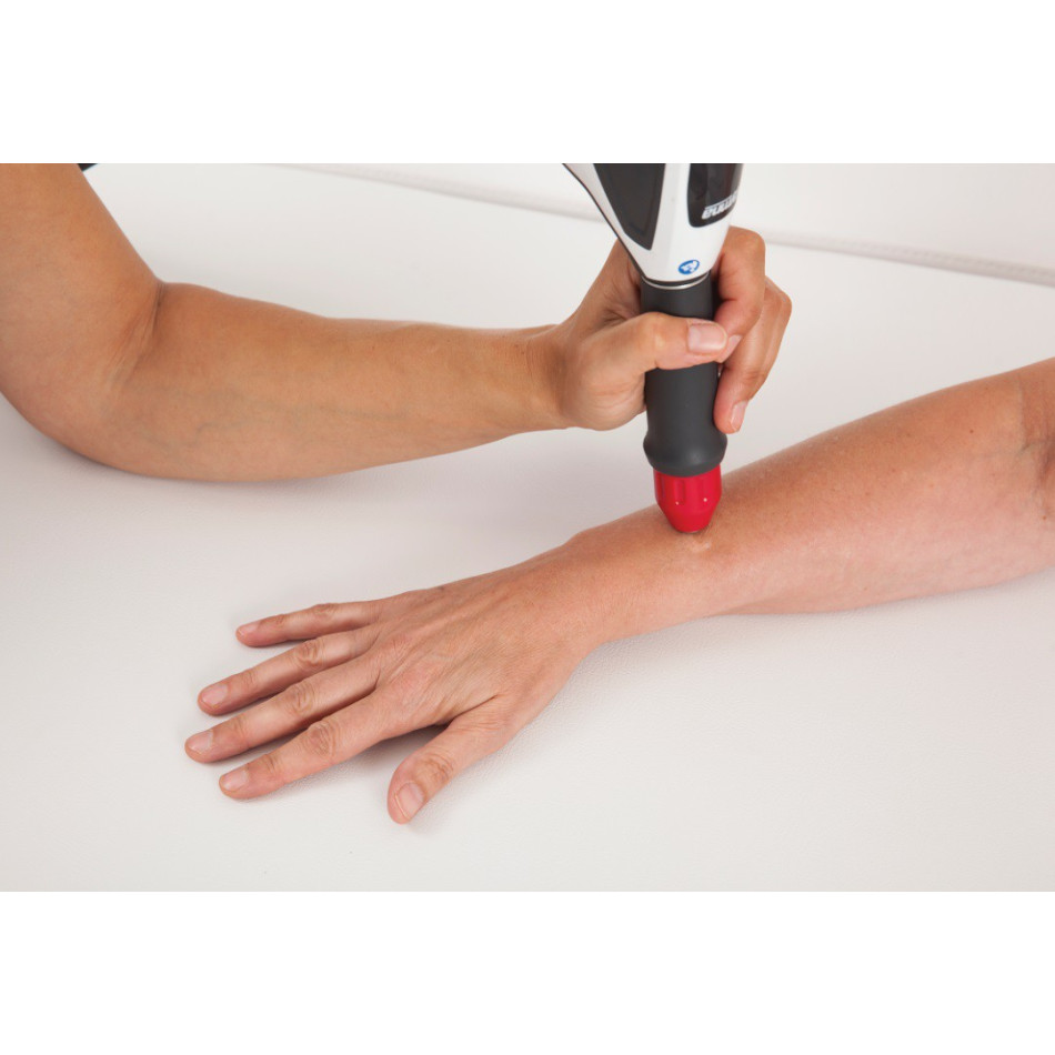 Terapia falą uderzeniową - Aplikator emitujący falę kierunkową o średnicy 15 mm Terapia falą uderzeniową - Aplikator emitujący falę kierunkową o średnicy 15 mm