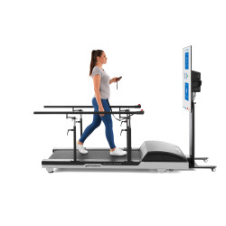 Urządzenie do treningu zaburzeń wzorca chodu i równowagi Axelero Gait&Balance