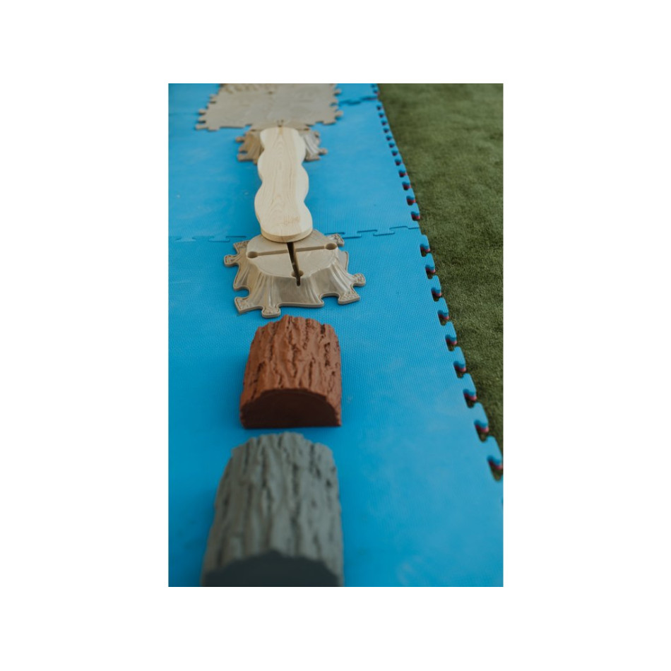 Kłoda - Kamień balansujący Kłoda - Kamień balansujący