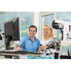 Zrobotyzowane ramię do rehabilitacji kończyny górnej Hocoma Armeo Power