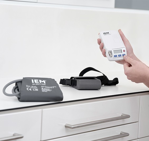 Jak włączyć Holter Ciśnieniowy ABPM Mobil-O-Graph