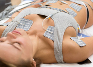 Elektrostymulacja mięśni – efekty, wskazania i przebieg zabiegu